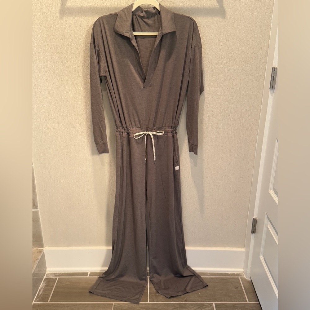 Vuori Lux Intentions Wideleg Jumpsuit - Picture 4 of 7